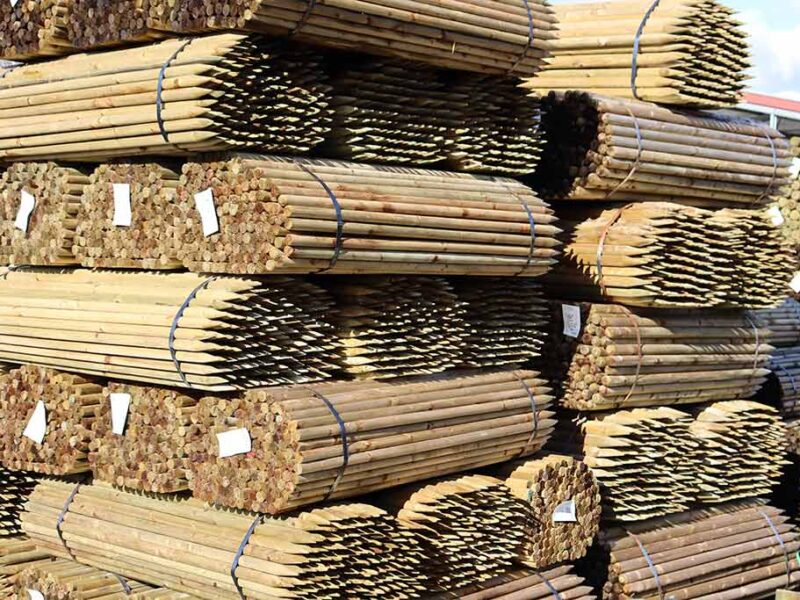 Holzpfähle von Stangen-Schmid